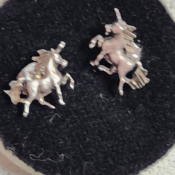Sterling Silver Unicorn Earrings and Ring Set - Picture 14 of 16
